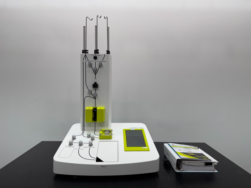 Image of Miltenyi Biotec CliniMACS Plus Instrument